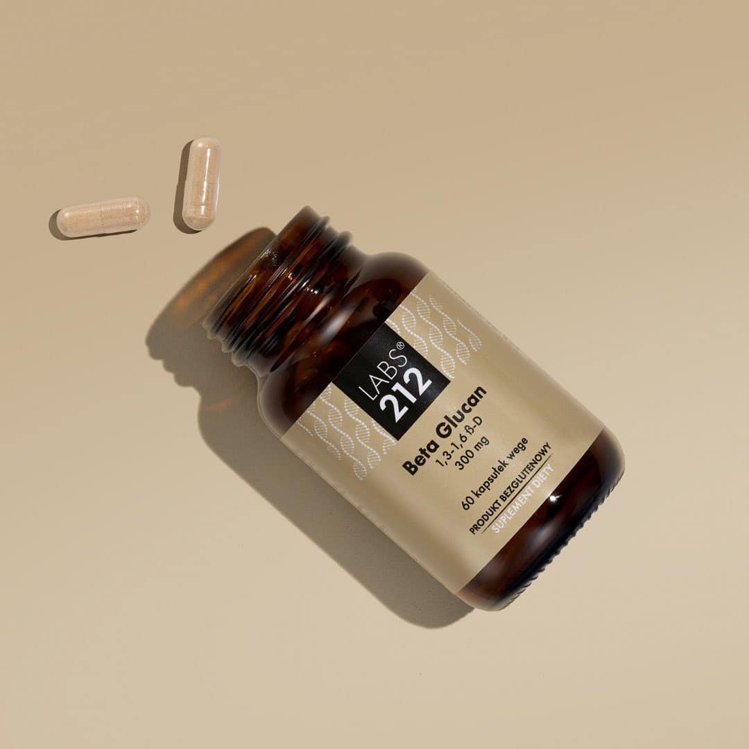 Професионална снимка на продукта beauty collagen на розов фон