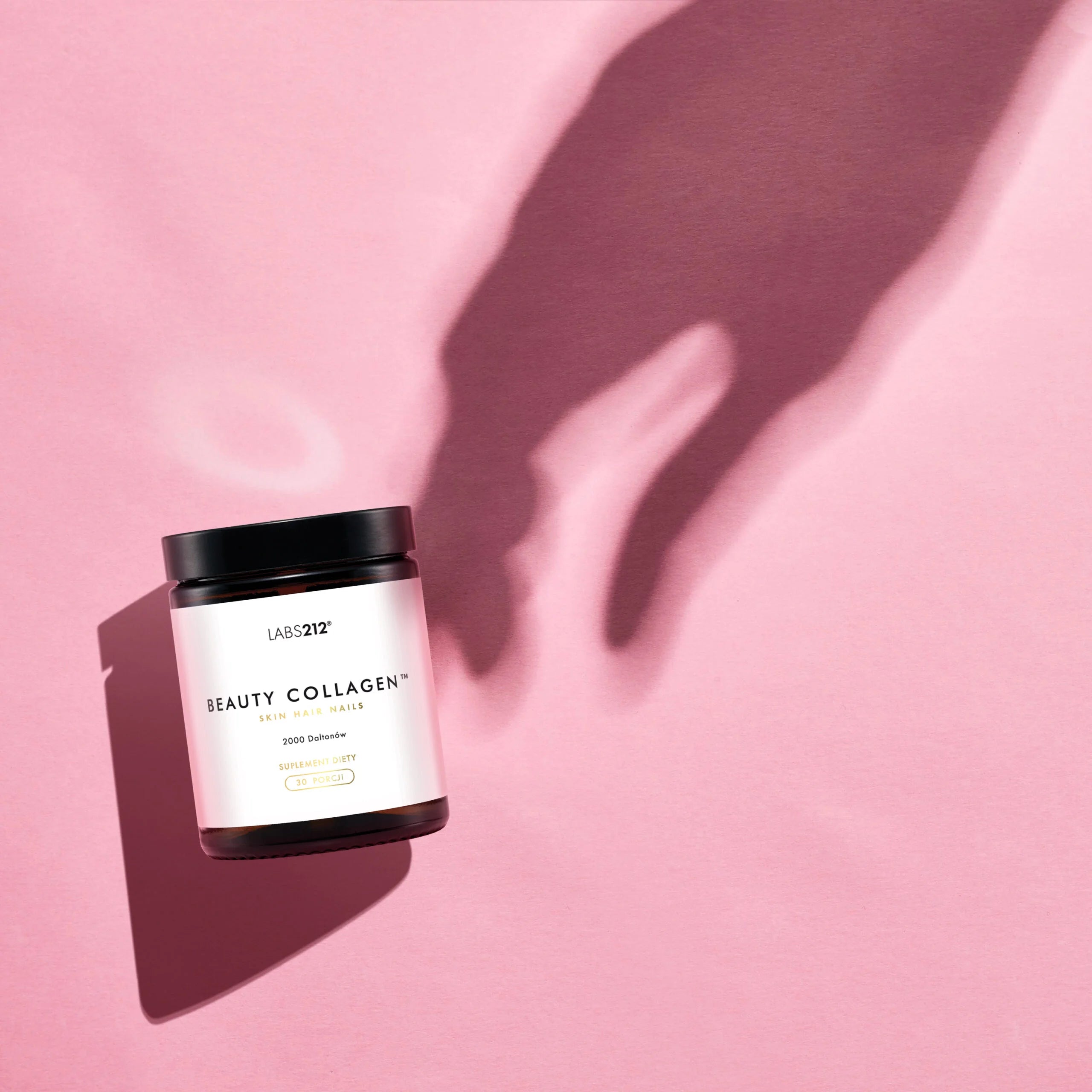 Професионална снимка на продукта beauty collagen на розов фон